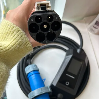 Portable 7kw Type 2 Electric Car Fast Charger Blue CEE Plug with Adjustable 6A-32A Current for VWid4 Condition New
