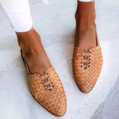 Big Size Summer Breathable European-American Style Foreign Trade Womens Flat-Heel Sandals Pointed-Toe Woven