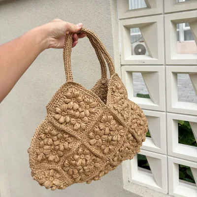 Straw Three-dimensional Floral Handbag Stylish Countryside Style Hand-woven Tote Bag Crocheted Floral Summer Vacation Beach Bag