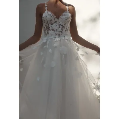 Flower Lace Applique v Neck a Line Soft Tulle Wedding Dress Bridal Gown