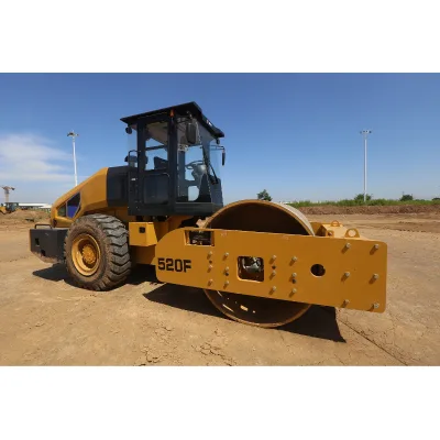 520F Dual Frequency Vibration Roller 380kN Max Exciting Force Highway Compactor