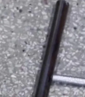 Oil pipe