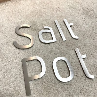 Custom Sizes Versatile Multi-Purpose Metal Letter for Various Applications