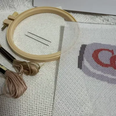 Premium 18 Mesh White Needlepoint Canvas | 100% Cotton Mono Blank | 150cm Wide for Needlework, Cross Stitch