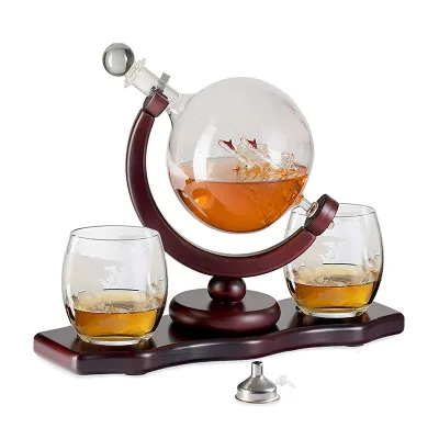 Online Top Seller Clear Decorative Unique Fancy Whiskey Eteched Globe Glass Decanter