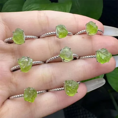 Hot Sale Crystal Rings Popular Jewelry S925 Blue Apatite Golden Rutirled Rings for Gift