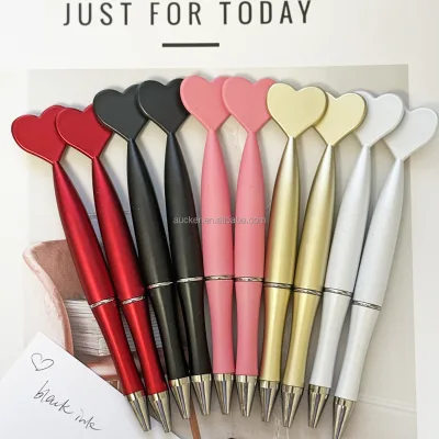 10pcs Romantic Party Pens Black Ball Pen Ink Red Black Silver Golden and Pink Heart Ballpoint Pens for Alentine's Wedding Party