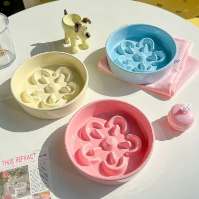 Ceramic Eco-Friendly Stylish Slow Feeder Bowl 3D Petal Anti-Choke Dog Cat Dish Elevated Wooden Stand Waterproof Healthy