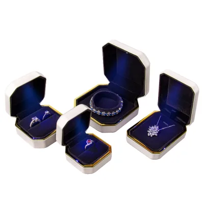 Wholesale Custom Luxury Octagonal Led Jewelry Box Classic Elegant Vintage Style PU Leather Packaging for Rings Necklaces