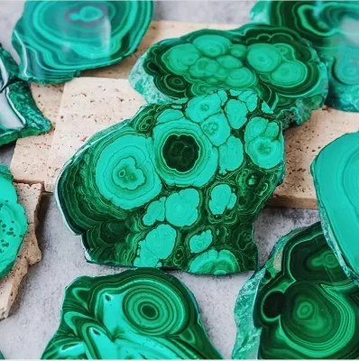 High-quality Healing Crystal Natural Stone Gemstones Slice Gifts Malachite Slab for Decoration