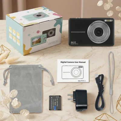 1080P Mini Digital Camera for Photography Travel Selfie 2.4inch Screen Retro Digital Camera for Kids