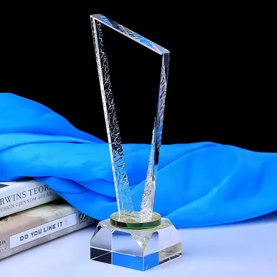 Clear Color Customized Logo New Crystal Trophy Sandblasting Crystal Arwrds Glass Trophy