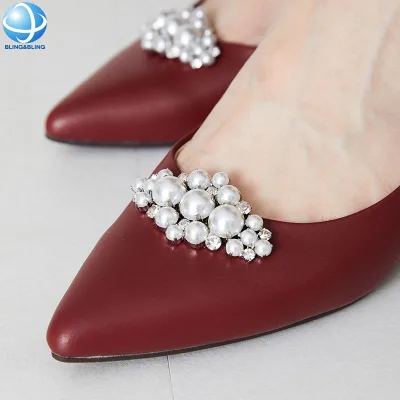 Elegant Pearl Shoe Buckle Wedding Bridal Shoe Decoration Charms Removable Crystal Shoe Clip for Ladies Heel