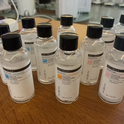50ml Small Bubble Skin Care Serum Hydra Deep Cleansing Solution Facial Peeeling for Hydra Care Facial Machine