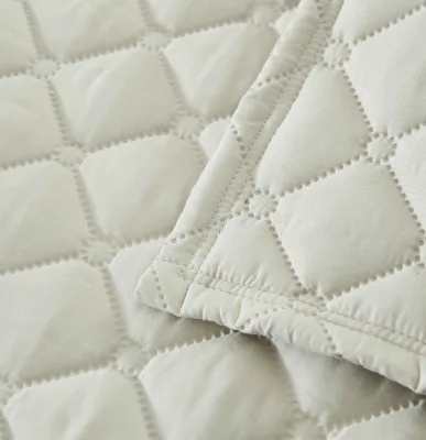 Wholesale Queen Size Bedspread Coverlet Microfiber Bedspread Quilt Bedspread