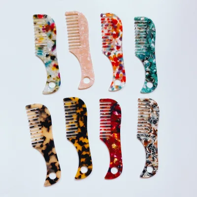 1Genya Large Tooth Detangling Comb Tortoise Shell Flexible Decorative Hair Combs Handle Travel Hair Comb for Men Women