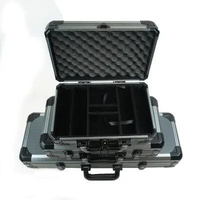 High Quality Large Capacity Grey 200 Pcs 300pcs 500pc Poker Chip case Aluminium Chip Set case for Casino Poker Room