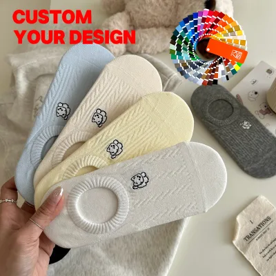 OEM Seamless Cotton Anti-Bacterial Knitted Invisible Socks Women's Summer Embroidery Animal Cute Fashion Vintage No Show Socks