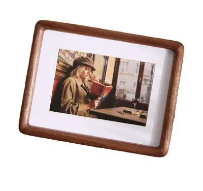 High Quality Wooden Photo Frame for Home Wall Decoration