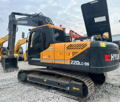 22 Ton Hyundai 220LC-9S Crawler Excavator 95% New From South Korea Engine Motor and Gearbox Included