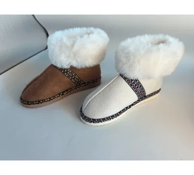 Women's High Quality Winter Comfortable Suede Upper Thick Warm and Fashionable Flat Bottomed Snow Boots