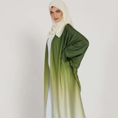 2024 New Middle East Dubai Fashionable Muslim Bat Sleeve Cardigan Loose Gradient Color Robe for Muslims