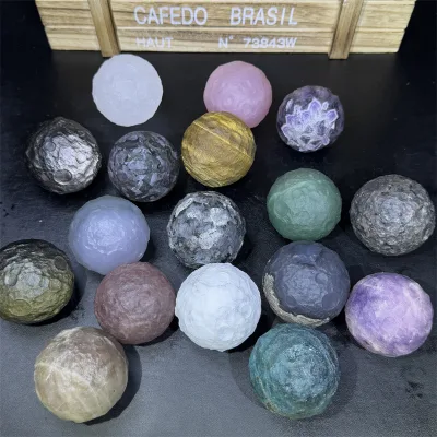 Wholesale Crystals Stones High Quality Crystal Carving Natural Mixed Stones Moon for Healing Crystal