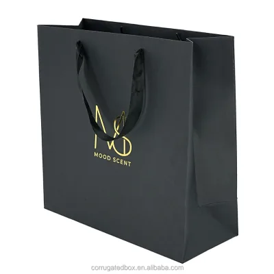 Luxury Gift Custom Retail Branded Gold Foil Printed Black Cardboard Paper Recyclable Shipping Bag with Handle for Clothing Shoes
