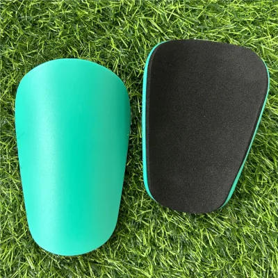 Wholesale Customized Portable Plastic Soccer Sport Shinguard Mini Football Shin Protective Pad