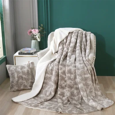 FY Luxury 2-Ply Faux Fur PV Fleece Blanket Super Soft 100% Polyester Solid Pattern Knitted Blanket Throws