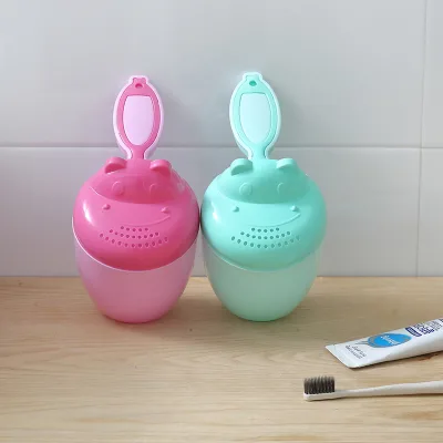 Multifunctional Cup Cartoon Modle Hot Selling Cartoon Baby Shampoo Mouthwash Cup Portable Baby Bath Bath Cup