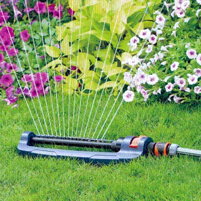 Compact Copper Metal Oscillating Lawn Sprinkler System Base Mounted for Garden or Agricultural Use