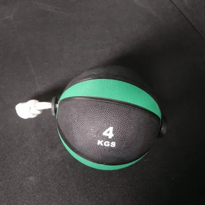 Rubber Medicine Ball With Rope Ball
