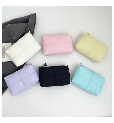 New Cloud Style Fluffy Everyday Commute Clutch Bag Cosmetic Bag Travel Toiletry Bag