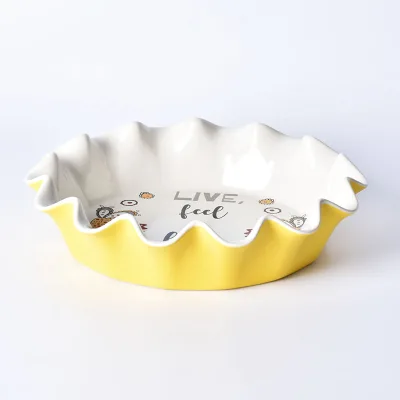 Wholesale Factory Price Eco-Friendly Ceramic Pie Baking Dish with Custom Design Round Flower Rim Oven Safe Low MOQ