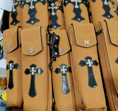 Luxury 7-Hole Brown 1/2 Kamui PU Material Cue Bag for Pool Sports