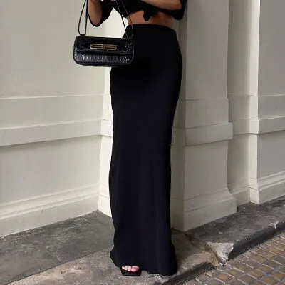 Solid Color Black Women Casual Long Skirt Trend Winter Thick Maxi Skirt