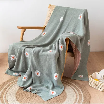 Y-W Luxury Classic Jacquard Cotton Knit Eco-Friendly GOTS Certified Four Seasons Throw Blankets Personalized Sofa Home Travel