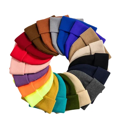 Customized Men's and Women's Ribbed Knitted Beanie Winter Streetwear Embroidered Knitted Flanged Beanie Hat Custom logo