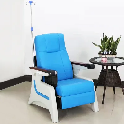 The Luxurious Infusion Chair for Hospital Use Is Made of All Leather Has Adjustable Height and Is Extremely Comfortable.