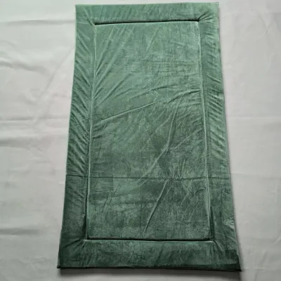 Hot Sale Custom Islamic Prayer Mat Modern Square New Design with Anti-Slip Feature Best Price for Ramadan Prayer Muslim