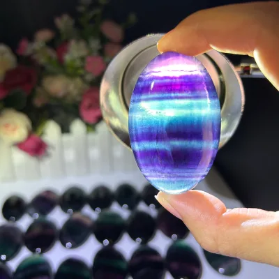 New Arrival Hot Selling Healing Crystal Rainbow Fluorite Palm Stones  for Meditation