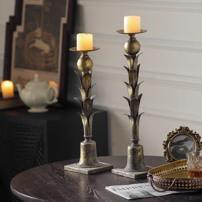 Hot Selling Creative Retro Gold Candlestick Decoration Candles Romantic Antique Iron Candle Holder Set for Candle Light