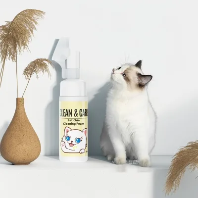 Innovative Private Label Waterless Pet Paw Cleaner No Rinse Foam Dog & Cat Cleaner with Towel Made of Durable Plastic