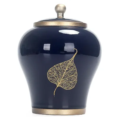 Factory Direct Sales Large Pet Ceramic Urn Suitable for Cat Dog Human Commemorative Cremation Urn