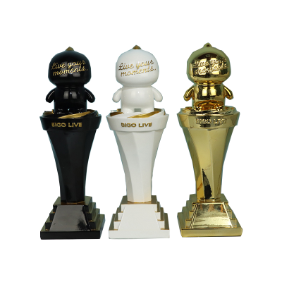 Customized Resin Solid Winner Souvenir Trophy Award Trophies