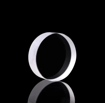 Transparent UV Fused Quartz Plate Disc Polished Surface High Purity 99.999% Customizable Dimensions for Solar Power