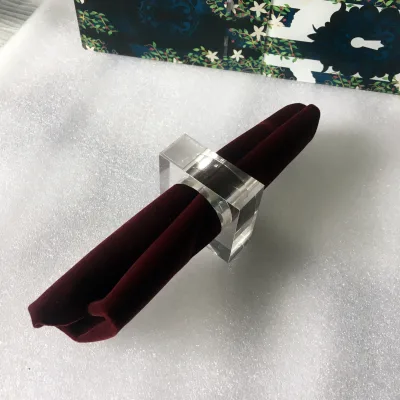 Clear Crystal Plastic Napkin Holder with Flower and Acrylic Napkin Rings Square and Octagon Ring Design for Hotels Restaurants