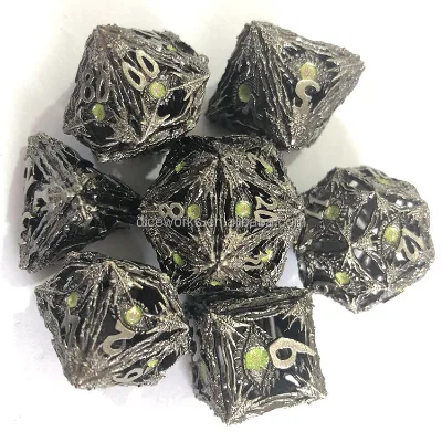 Mystery Dice Set 7pcs Polyhedral Hollow Metal Dragon DND RPG Novelties Handmade Copper Dragon Dice for Gifts and Crafts