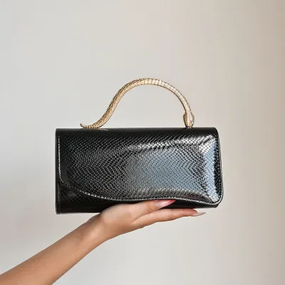 Satchel Minimalist Metal Snake Shaped Handle Handbag Snake Pattern Niche Design Dinner Clutch Serpentine Banquet Party Dress Bag